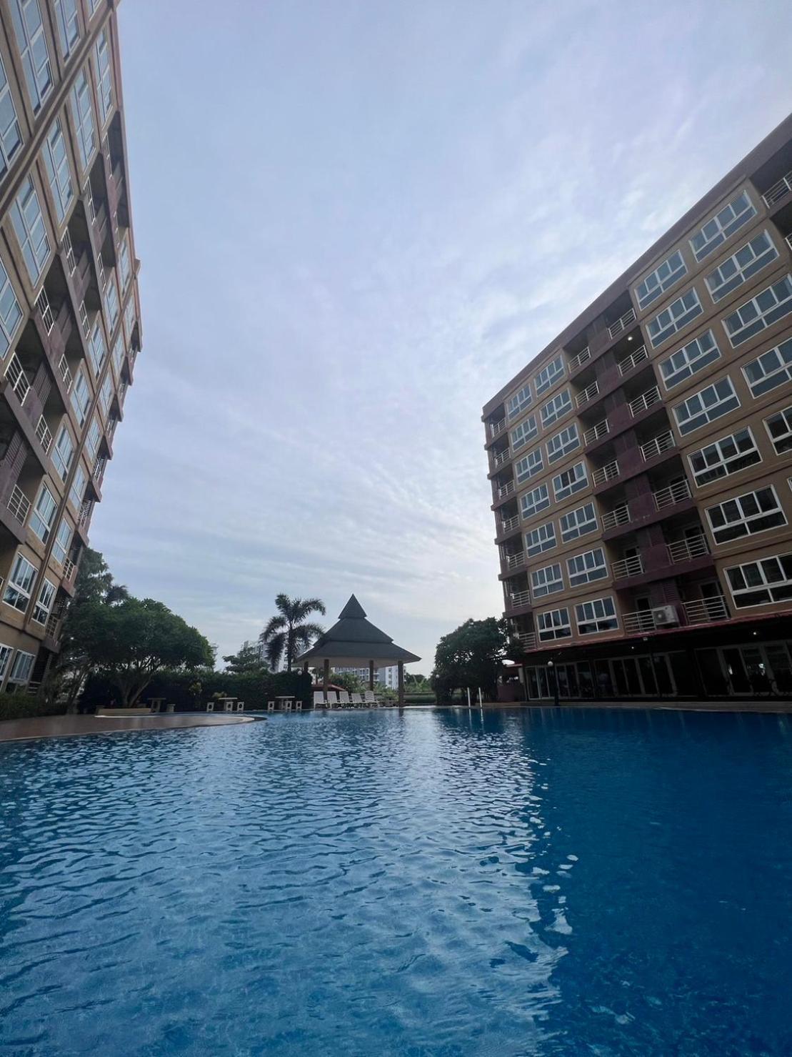 H2Do Hotel Ban Khlong Sanam Phli Екстер'єр фото